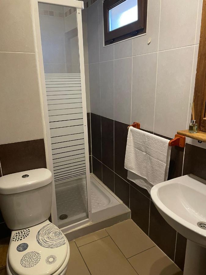 ホテル Hostal サアグン エクステリア 写真