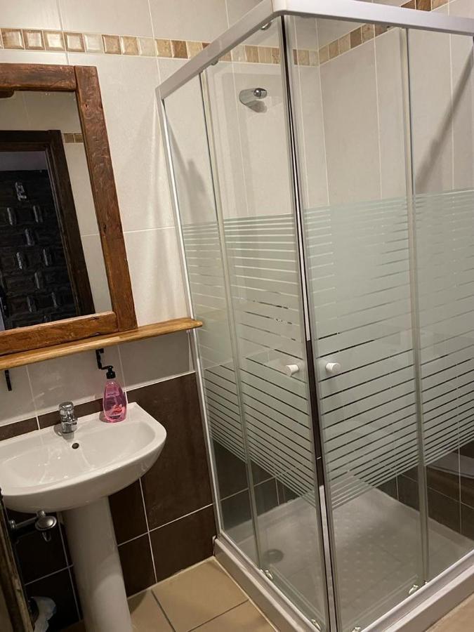ホテル Hostal サアグン エクステリア 写真